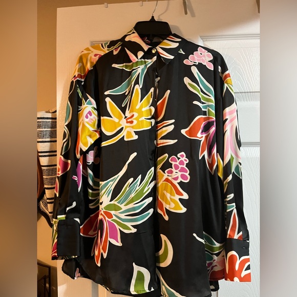 Colorful blouse - Picture 2 of 2